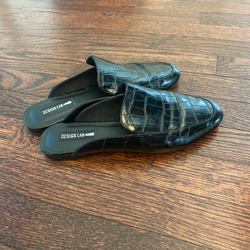 Design Lab Black Croc Mule loafers